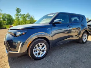 Kia Soul 2.0L 4 2025