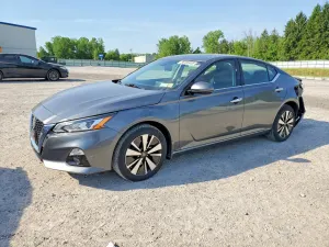 Nissan Altima 2.5L 4 2020