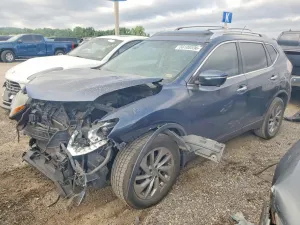 Nissan Rogue 2.5L 4 2015