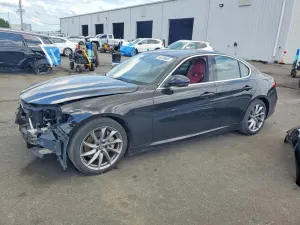Alfa Romeo Giulia 2.0L 4 2017