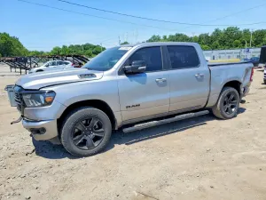 RAM 1500 5.7L 8 2021