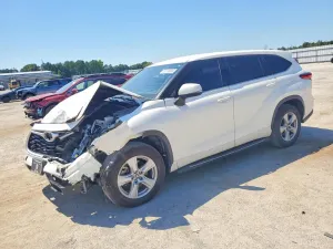 Toyota Highlander 3.5L 6 2021