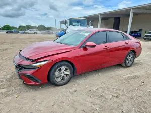Hyundai Elantra 2.0L 4 2025