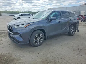 Toyota Highlander 3.5L 6 2020