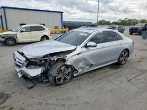 Mercedes-Benz E 2.0L 4 2020