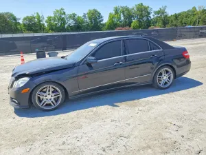 Mercedes-Benz E 5.5L 8 2011