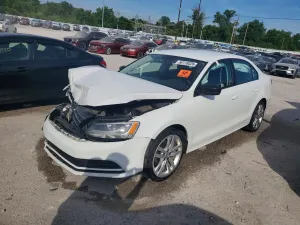 Volkswagen Jetta 1.4L 4 2016
