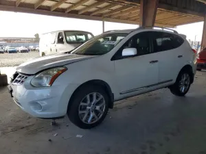 Nissan Rogue 2.5L 4 2012