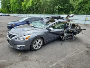 Nissan Altima 2.5L 4 2015