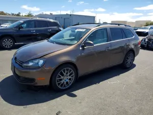 Volkswagen Jetta 2.0L 4 2014