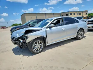 Volkswagen Passat 1.8L 4 2015