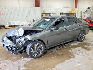Hyundai Elantra 2.0L 4 2025