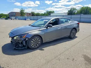 Nissan Altima 2.5L 4 2025