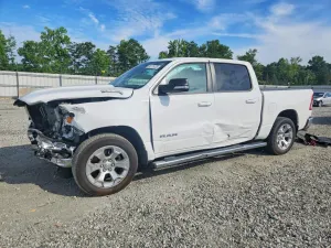 RAM 1500 5.7L 8 2021