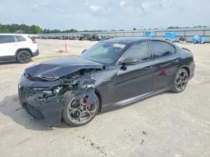 Alfa Romeo Giulia 2.0L 4 2021