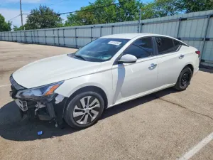 Nissan Altima 2.5L 4 2020