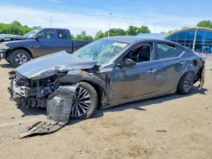 Nissan Altima 2.5L 4 2025