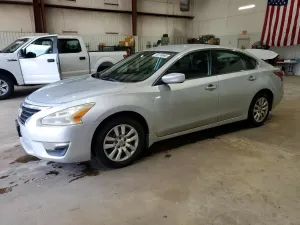 Nissan Altima 2.5L 4 2015
