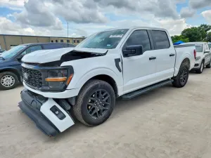 Ford F-150 5.0L 8 2025