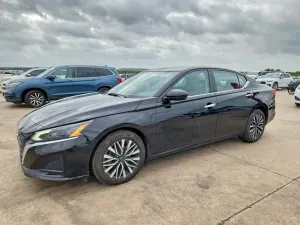 Nissan Altima 2.5L 4 2024