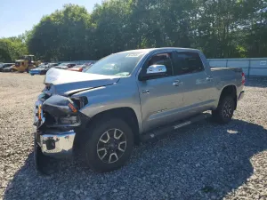 Toyota Tundra 5.7L 8 2019