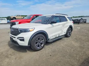 Ford Explorer 2.3L 4 2022