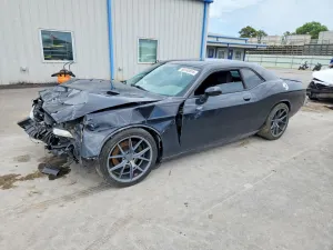 Dodge Challenger 5.7L 8 2014