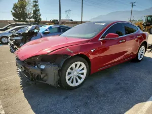 Tesla Model S 2018