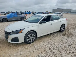 Nissan Altima 2.5L 4 2024
