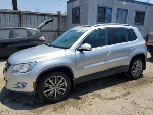Volkswagen Tiguan 2.0L 4 2011