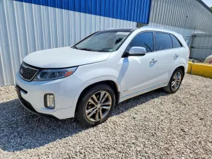 Kia Sorento 3.3L 6 2014