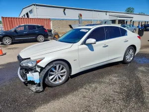 Infiniti Q50 2.0L 4 2016