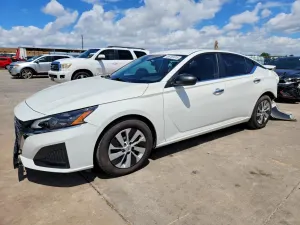 Nissan Altima 2.5L 4 2024