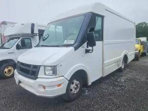 Isuzu NPR 3.0L 4 2013