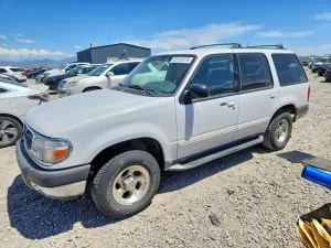 Ford Explorer 4.0L 6 2001