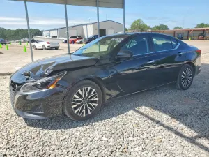 Nissan Altima 2.5L 4 2025