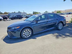 Toyota Camry 2.5L 4 2018