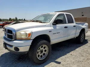 Dodge RAM 5.7L 8 2006