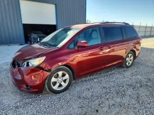 Toyota Sienna 3.5L 6 2011