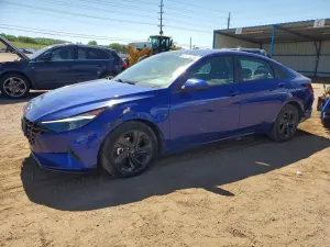 Hyundai Elantra 2.0L 4 2021