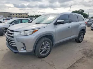 Toyota Highlander 3.5L 6 2019