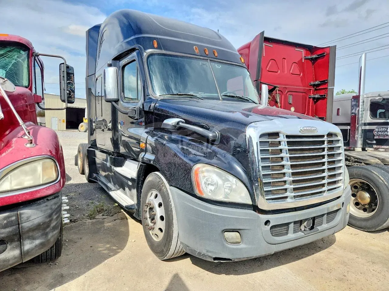 Freightliner Cascadia 14.8L 6 2013