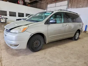 Toyota Sienna 3.3L 6 2004
