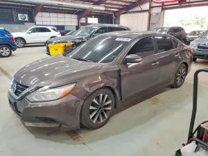 Nissan Altima 2.5L 4 2017