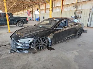 Tesla Model S 2016