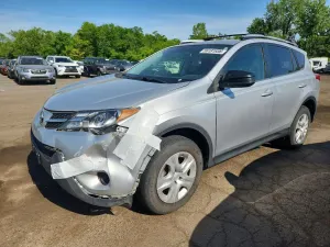 Toyota Rav4 2.5L 4 2015