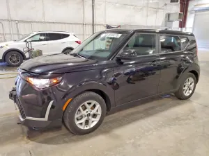Kia Soul 2.0L 4 2025