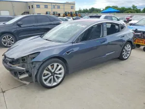 Tesla Model 3 2018