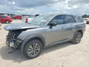 Nissan Pathfinder 3.5L 6 2024