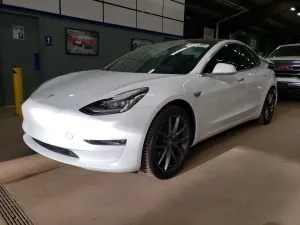 Tesla Model 3 2018
